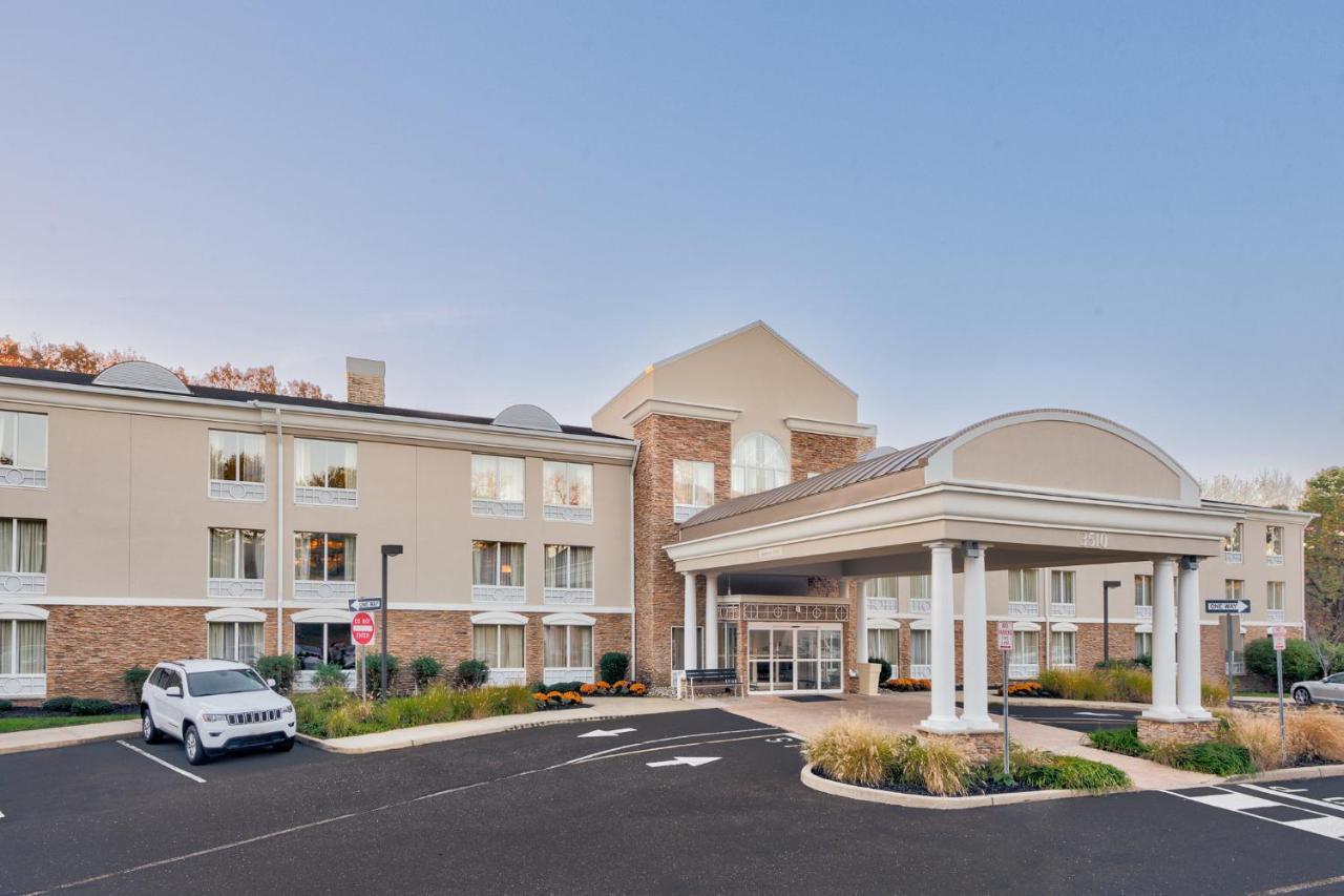 Holiday Inn Express - Neptune By Ihg Eksteriør bilde