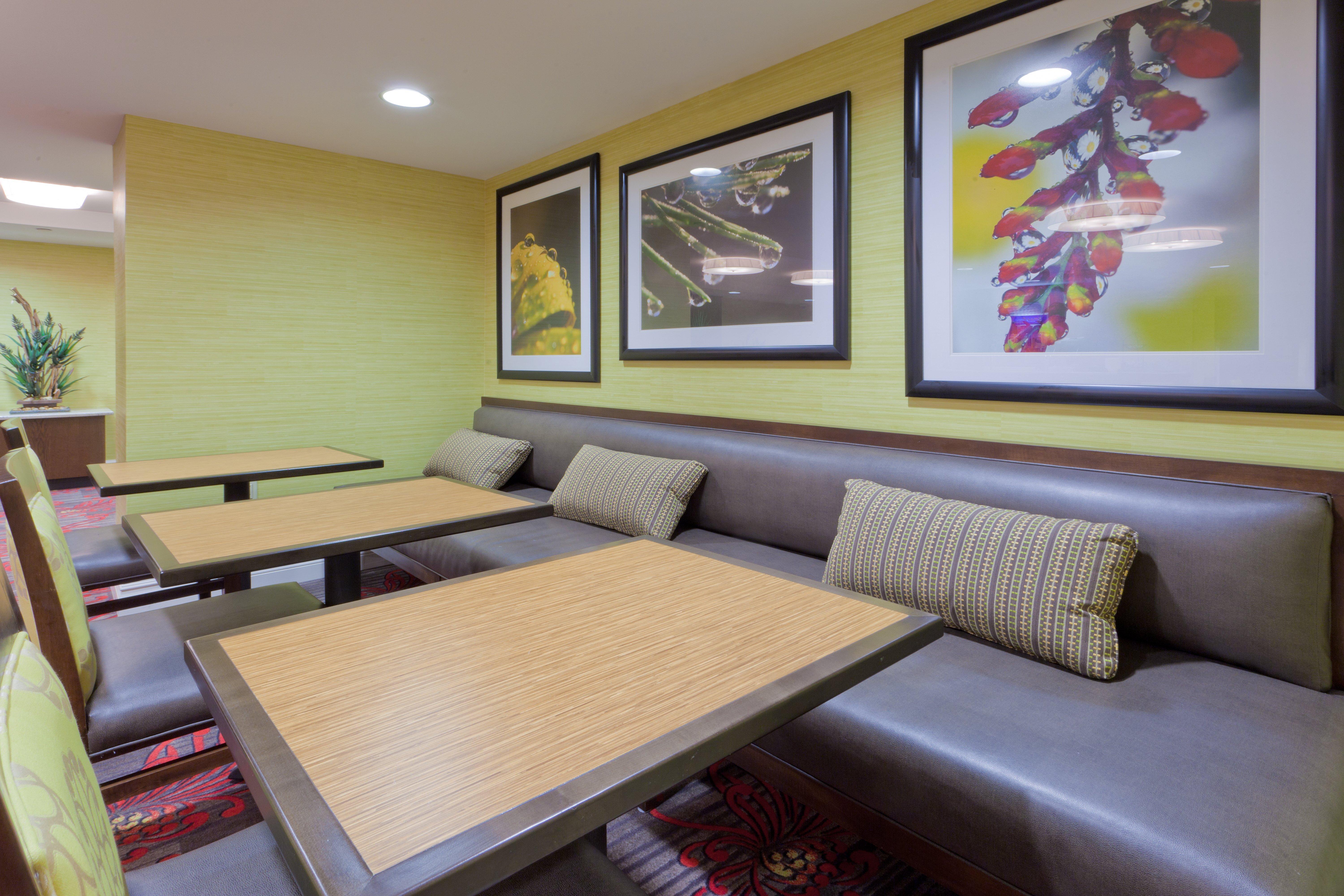 Holiday Inn Express - Neptune By Ihg Eksteriør bilde