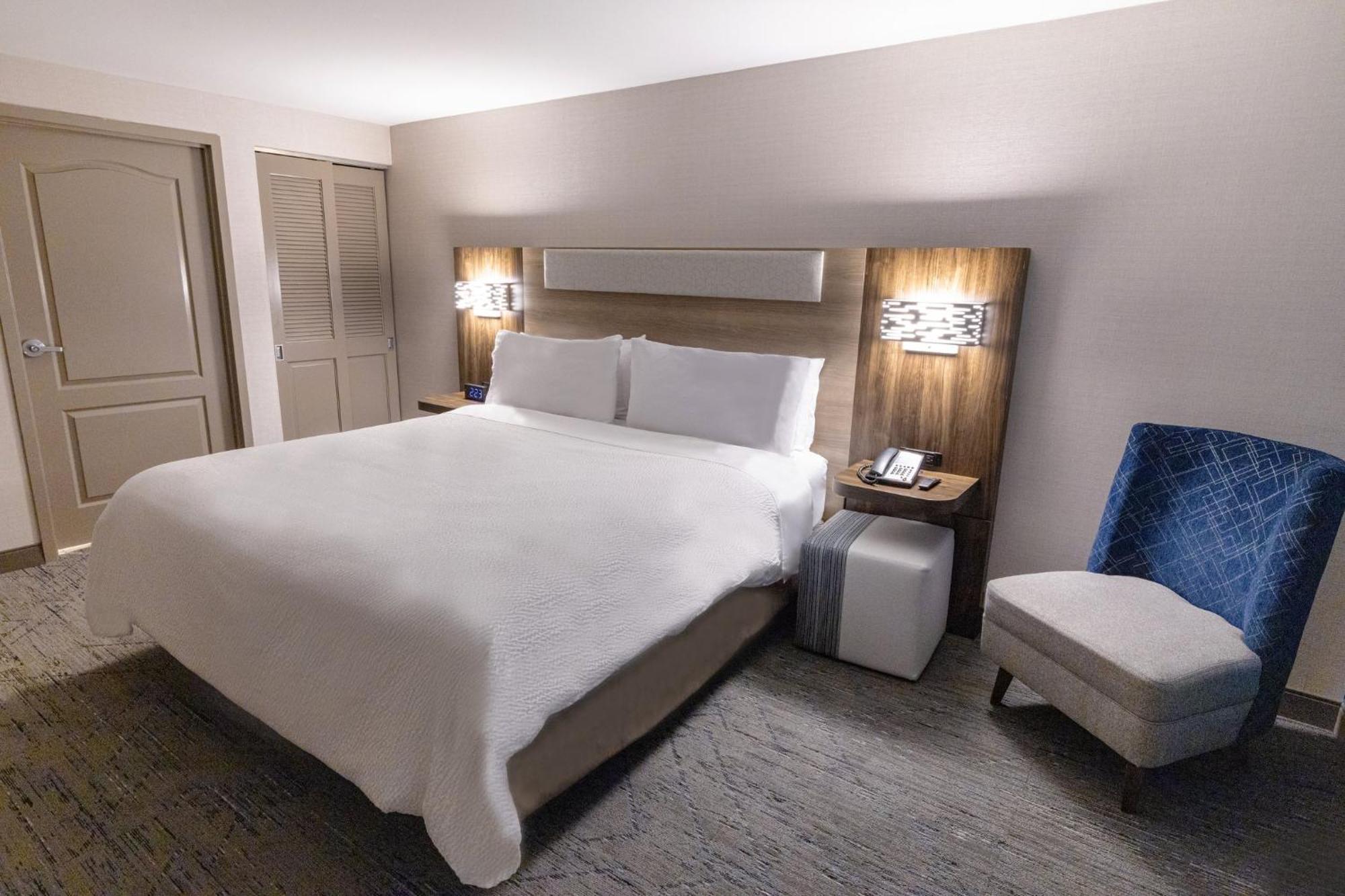 Holiday Inn Express - Neptune By Ihg Eksteriør bilde