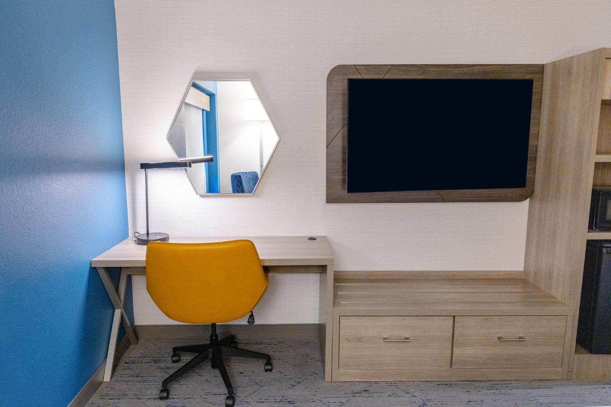 Holiday Inn Express - Neptune By Ihg Eksteriør bilde